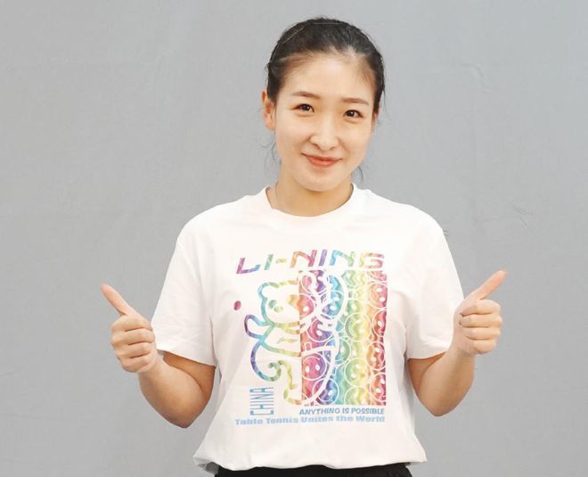 女王的脚奴完整视频